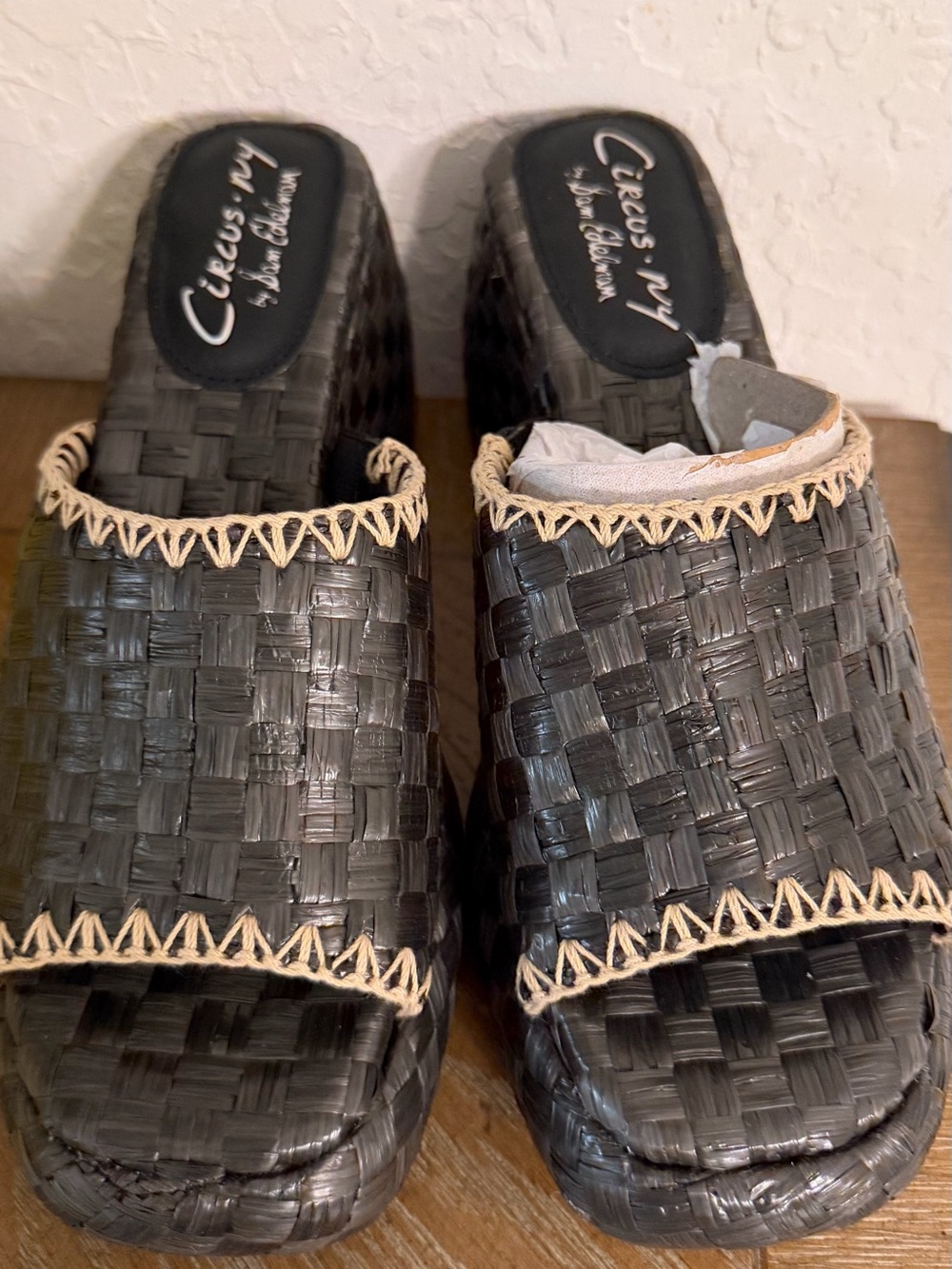 Circus by Sam Edelman Black Woven Slide Mules with Cream Trim